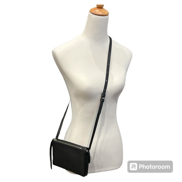 Versatile Crossbody / Wallet on a Chain “Fetch” black pebble grain leather NEW - Picture 9 of 13